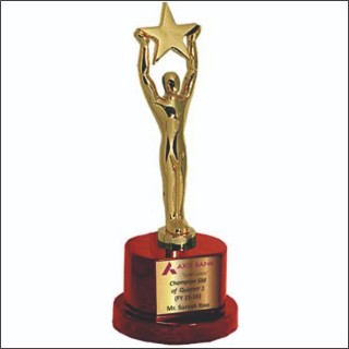 STAR GOLDEN TROPHY