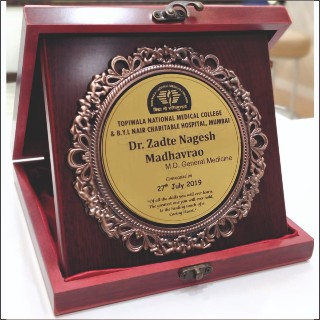 WOODEN PLAQUE IN BOX
