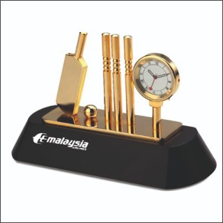CRICKET CLOCK