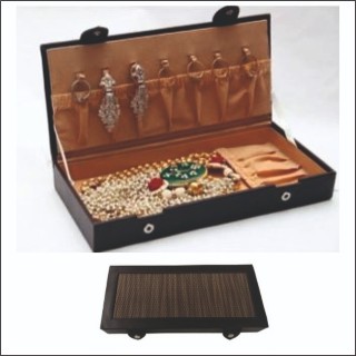 JEWELERY BOX