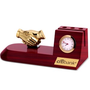 golden hands clock b